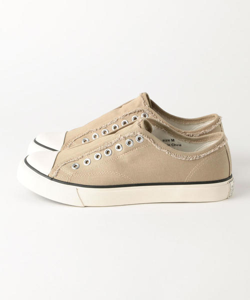 coen（コーエン）の「キャンバススリッポンスニーカー(メンズ)（スニーカー・メンズ・ベージュ/ブラック/ホワイト・LARGE/MEDIUM/SMALL）」の5枚目の写真