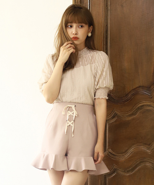 one after another NICE CLAUP(ワンアフターアナザーナイスクラップ)の「レースアップフリルショートパンツ(その他パンツ・レディース・ブラック/ブラウン/ベージュ・FREE)」の4枚目の写真