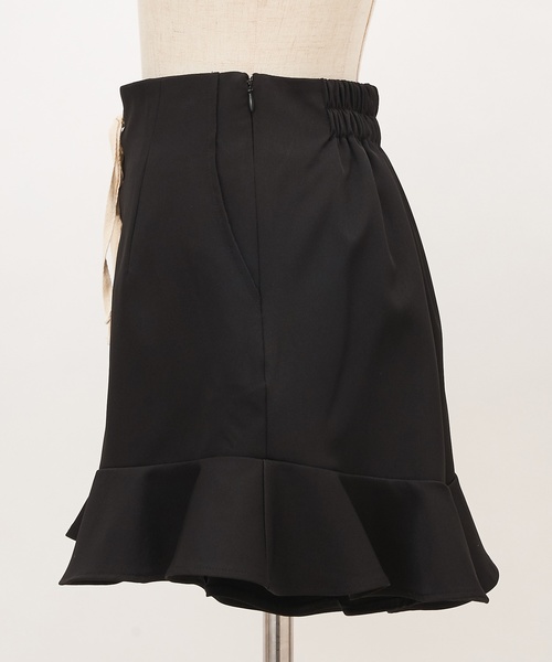 one after another NICE CLAUP(ワンアフターアナザーナイスクラップ)の「レースアップフリルショートパンツ(その他パンツ・レディース・ブラック/ブラウン/ベージュ・FREE)」の5枚目の写真