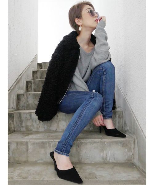 GYDA（ジェイダ）の「ボアパイピングジャケット（その他アウター・レディース・ブラック/オフホワイト・FREE）」の4枚目の写真