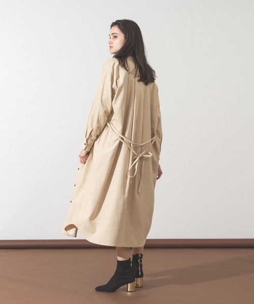 ALLUMER（アリュメール）の「コーデュロイシャツドレス（シャツワンピース・レディース・ブラック/ベージュ/カーキ・1）」の10枚目の写真
