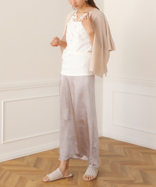 Bab（バブ）の「ヴィンテージサテンストレートスカート/シャイニーサテンエアリーマキシロングスカート（スカート・レディース・ベージュ/アイボリー/ラベンダー・38）」の16枚目の写真