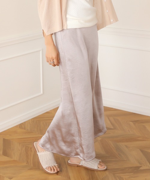 Bab（バブ）の「ヴィンテージサテンストレートスカート/シャイニーサテンエアリーマキシロングスカート（スカート・レディース・ベージュ/アイボリー/ラベンダー・38）」の17枚目の写真