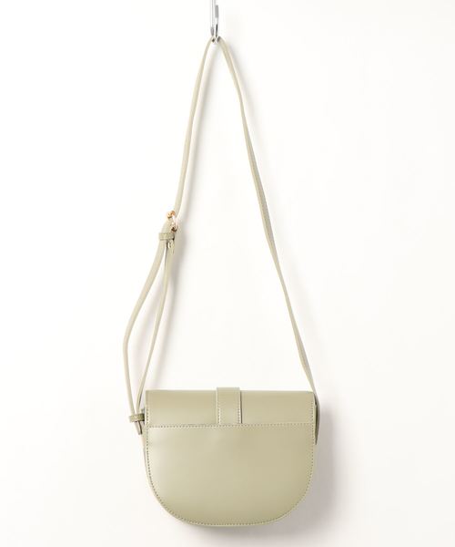 knot yacht(ノットヨット)の「フラップショルダーバッグ(ショルダーバッグ・レディース・ブラック/ベージュ/グリーン/マスタード・FREE)」の7枚目の写真