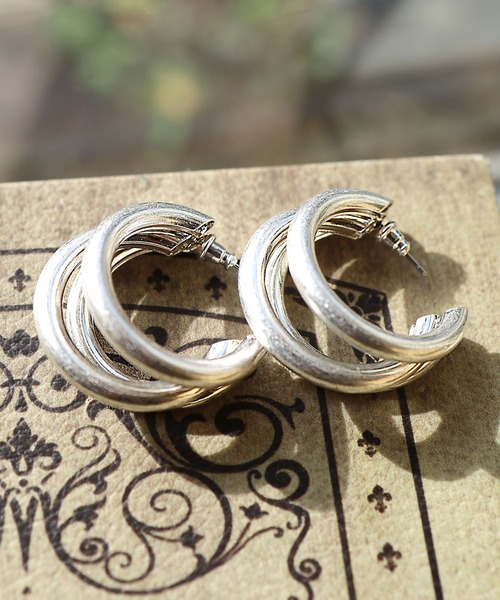 3連 トリプルリング フープピアス（ピアス（両耳用