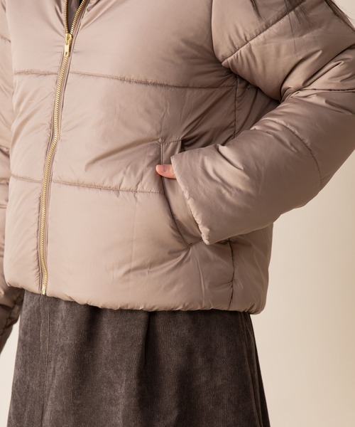 Mysa&Liina（ミーサリーナ）の「ショート中綿ブルゾン（ブルゾン・レディース・ブラック/モカ・M/L）」の8枚目の写真