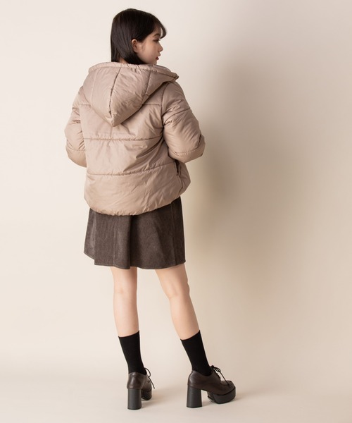 Mysa&Liina（ミーサリーナ）の「ショート中綿ブルゾン（ブルゾン・レディース・ブラック/モカ・M/L）」の17枚目の写真