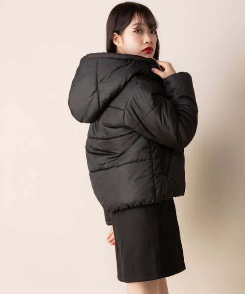 Mysa&Liina（ミーサリーナ）の「ショート中綿ブルゾン（ブルゾン・レディース・ブラック/モカ・M/L）」の5枚目の写真