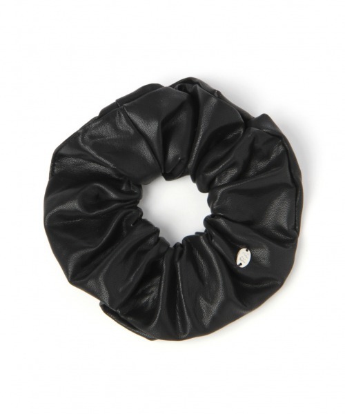 フェイクレザーシュシュ