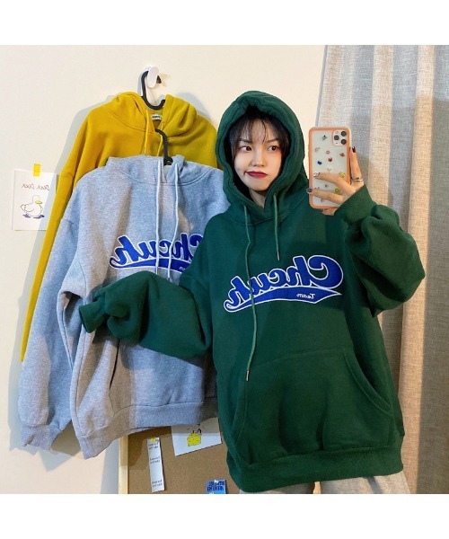 DEVICE（デバイス）の「韓国風ビッグシルエットフード付き カレッジロゴ フーディースウェット＆パーカー（パーカー・レディース・グレー/グリーン/イエロー/チャコールグレー/ホワイト/ネイビー/ブラック/ライトグレー・FREE）」の20枚目の写真