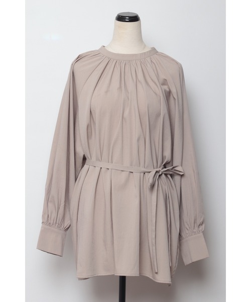 Bonjour Sagan(ボンジュールサガン)の「WEARISTA maiko × Bonjour Sagan ボリュームスリーブ 4WAYハイネックデザインブラウス(チュニック・レディース・ブラック/ベージュ/オフホワイト・FREE)」の21枚目の写真