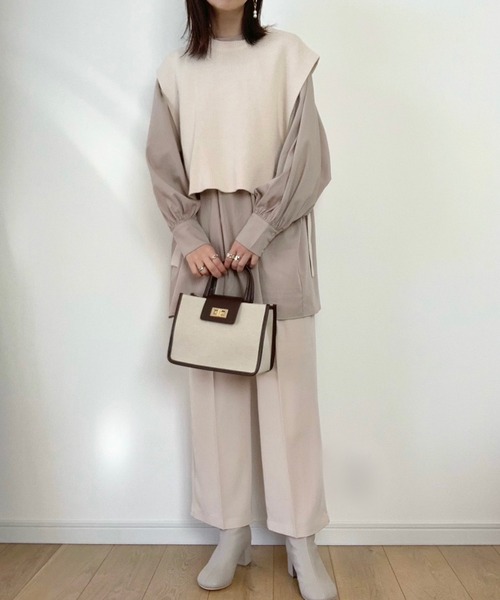 Bonjour Sagan(ボンジュールサガン)の「WEARISTA maiko × Bonjour Sagan ボリュームスリーブ 4WAYハイネックデザインブラウス(チュニック・レディース・ブラック/ベージュ/オフホワイト・FREE)」の19枚目の写真