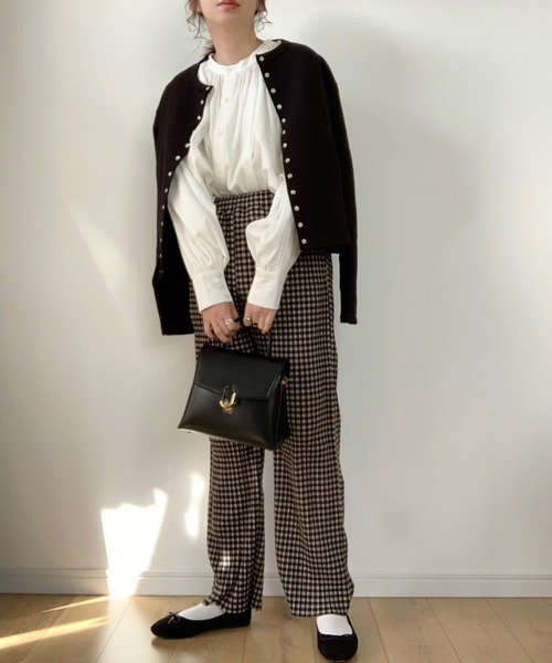 Bonjour Sagan(ボンジュールサガン)の「WEARISTA maiko × Bonjour Sagan ボリュームスリーブ 4WAYハイネックデザインブラウス(チュニック・レディース・ブラック/ベージュ/オフホワイト・FREE)」の9枚目の写真