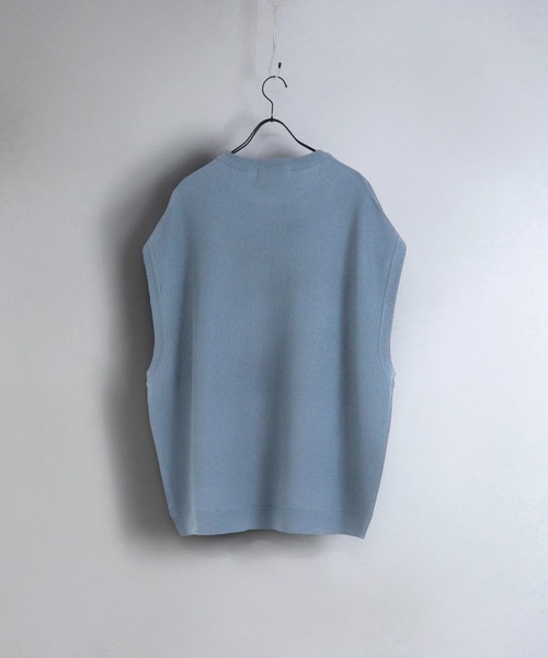 Confirm(コンファーム)の「Confirm / コンファーム ルーズオーバーサイズニットベスト(ベスト・メンズ・グリーン/ミント/オレンジ/ブルー/サックスブルー/ベージュ/ブラック/グレー・M/L)」の18枚目の写真