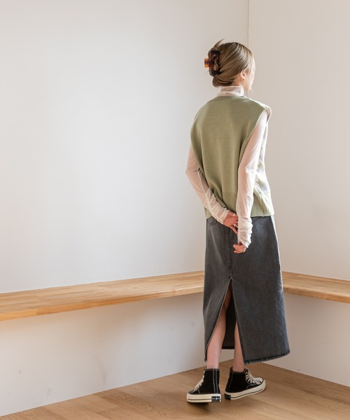 UNE MANSION(ユヌマンション)の「ハウンドトゥースチェック配色ニットベスト(ベスト・レディース・アイボリー/イエロー/オリーブ・FREE)」の6枚目の写真