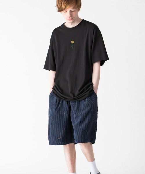 rehacer(レアセル)の「rehcaer : Belief Flower on Wide Body / ビリーフフラワー オン ワイドボディー(Tシャツ/カットソー・メンズ・ホワイト/ブラック/オリーブ・SMALL/MEDIUM/LARGE/X-LARGE)」の16枚目の写真