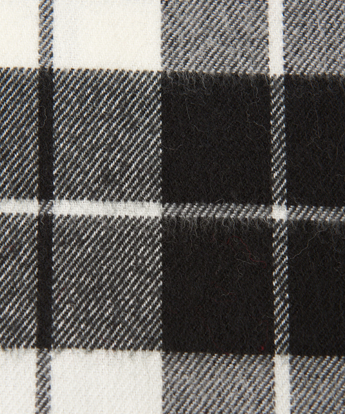 Abahouse Devinette(ドゥヴィネット)の「【9-22 】ウール混タータンチェックストール(ストール/ショール・レディース・ブラック/レッド/グリーン・フリー)」の10枚目の写真