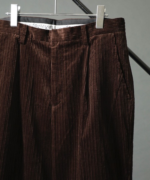 STUDIOUS SELECT（ステュディオスセレクト）の「【NUMBER(N)INE】別注コーデュロイワイドパンツ（その他パンツ・メンズ・ブラック/ベージュ/ネイビー/ブラウン/カーキ・1/2/3）」の17枚目の写真