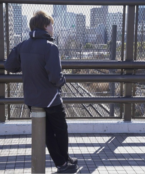 EDWIN（エドウィン）の「【EDWIN】ベリオスレインジャケット EW-600（マウンテンパーカー・メンズ・ブルー/レッド/ブラック・LL/M/L）」の17枚目の写真