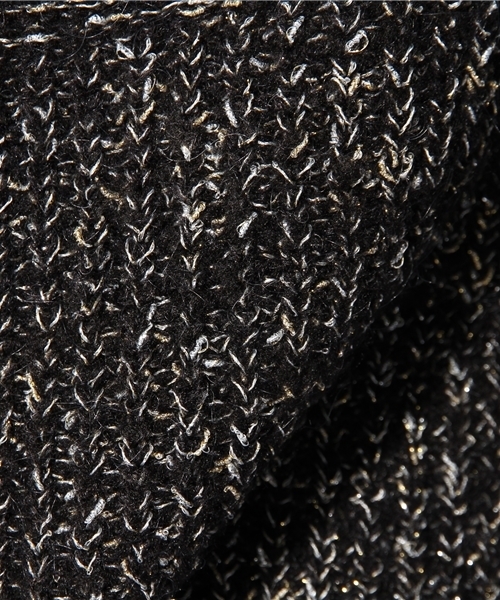 AZUL ENCANTO(アズールエンカント)の「ラメノット起毛オフショル片畦NPO(ニット/セーター・レディース・ブラック系その他/ホワイト系その他・SMALL/MEDIUM/LARGE)」の5枚目の写真