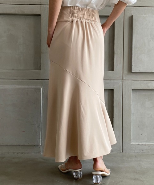 moment+（モーメントプラス）の「エステルストレッチツイルハイウエストマーメイドスカート（スカート・レディース・ライトカーキ/アイボリー/オレンジ/ネイビー/ベージュ・L/M/S）」の16枚目の写真