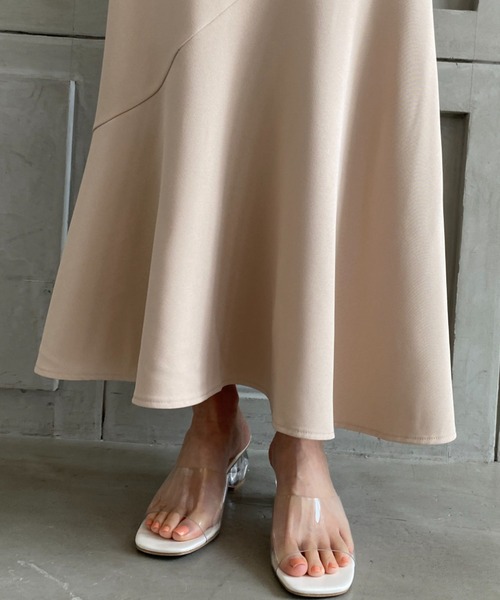 moment+（モーメントプラス）の「エステルストレッチツイルハイウエストマーメイドスカート（スカート・レディース・ライトカーキ/アイボリー/オレンジ/ネイビー/ベージュ・L/M/S）」の20枚目の写真