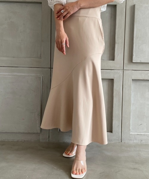 moment+（モーメントプラス）の「エステルストレッチツイルハイウエストマーメイドスカート（スカート・レディース・ライトカーキ/アイボリー/オレンジ/ネイビー/ベージュ・L/M/S）」の15枚目の写真