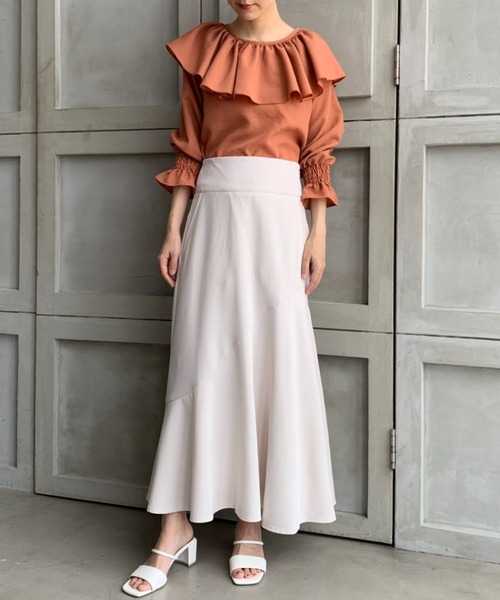 moment+（モーメントプラス）の「エステルストレッチツイルハイウエストマーメイドスカート（スカート・レディース・ライトカーキ/アイボリー/オレンジ/ネイビー/ベージュ・L/M/S）」の9枚目の写真