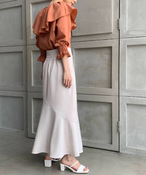 moment+（モーメントプラス）の「エステルストレッチツイルハイウエストマーメイドスカート（スカート・レディース・ライトカーキ/アイボリー/オレンジ/ネイビー/ベージュ・L/M/S）」の11枚目の写真