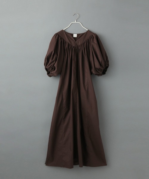 e/rm（イーアールエム）の「【e/rm】プレミアオーガニックコットン_ソデボリュームワンピース　949622（ワンピース・レディース・ブルー系その他3/ブラウン/ブラック/ライトイエロー・FREE）」の3枚目の写真