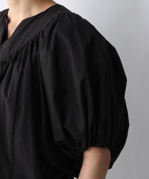 e/rm（イーアールエム）の「【e/rm】プレミアオーガニックコットン_ソデボリュームワンピース　949622（ワンピース・レディース・ブルー系その他3/ブラウン/ブラック/ライトイエロー・FREE）」の16枚目の写真