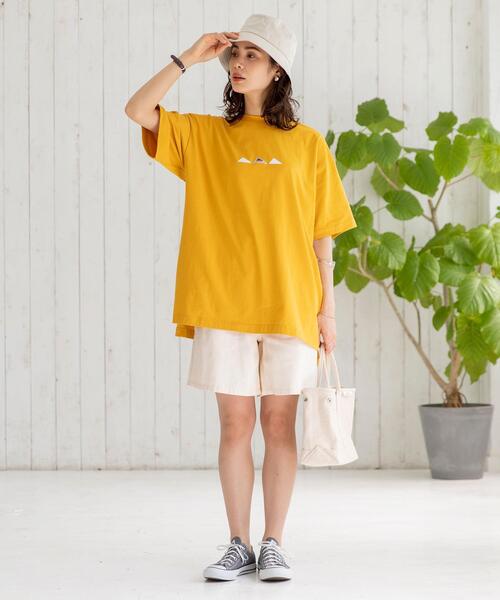 KELTY（ケルティ）の「【WEB限定カラー】KELTY（ケルティ）別注トリプルサンカクバックプリントTシャツ#（Tシャツ/カットソー・レディース・ブラック/ベージュ/パープル/オフホワイト/オリーブ/マスタード/モカ/ナチュラル/コバルトブルー・MEDIUM/LARGE）」の17枚目の写真