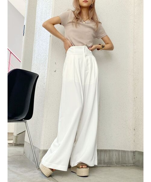 GYDA（ジェイダ）の「BASIC T/S（Tシャツ/カットソー・レディース・ブラック/ベージュ/オフホワイト・FREE）」の19枚目の写真