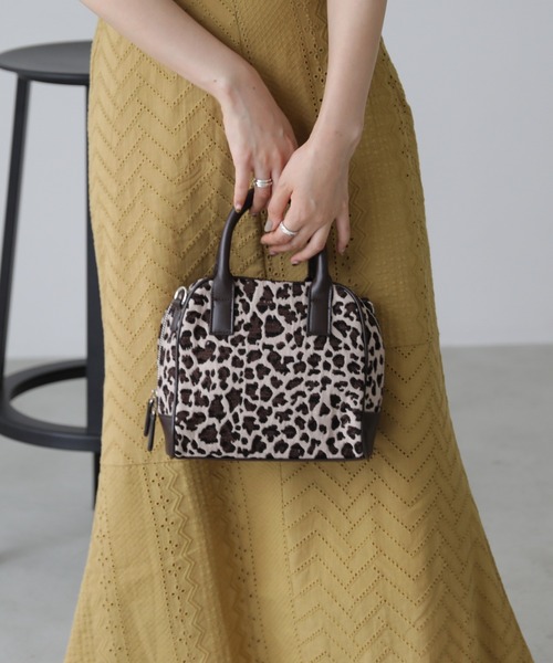 RAY CASSIN（レイカズン）の「スクエアボストンバッグ（ボストンバッグ・レディース・シルバー/ブラック系/ブラウン系・FREE）」の21枚目の写真