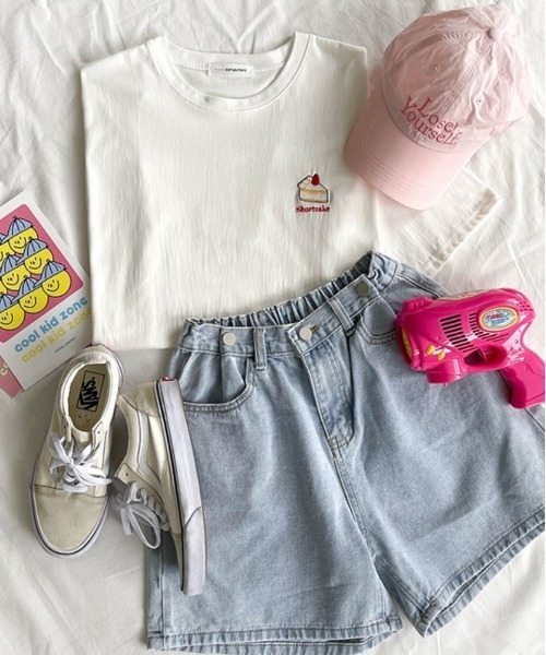 SONA（ソナ）の「3rd Spring×SONYUNARAコラボ おやつ刺繍Tシャツ（Tシャツ/カットソー・レディース・ブラック/ベージュ/グリーン/ブルー/ピンク/アイボリー・FREE）」の2枚目の写真