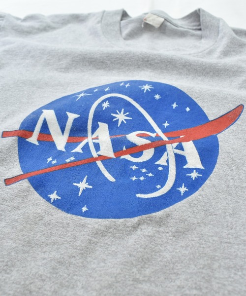 NASA（ナサ）の「【ヴィンテージ古着】80's NASA/アメリカ航空宇宙局 ロゴ Tシャツ USA製（Tシャツ/カットソー・メンズ・グレー・LARGE）」の4枚目の写真
