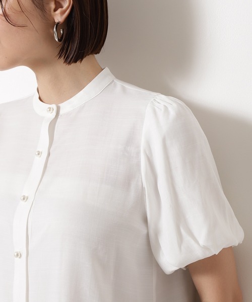 N.(N. Natural Beauty Basic)(エヌエヌナチュラルビューティーベーシック)の「◆パールボタンパフスリーブブラウス(シャツ/ブラウス・レディース・オフホワイト/ブラウン/ライトグリーン・MEDIUM)」の12枚目の写真