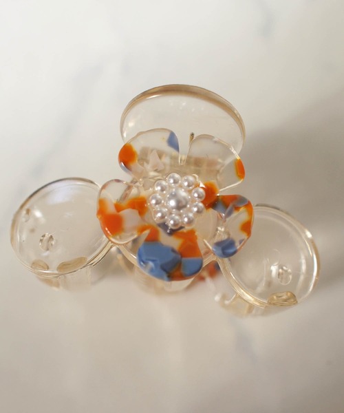 lala Born(ララボーン)の「フラワークリアクリップ(バレッタ/ヘアクリップ・レディース・A/B・FREE)」の1枚目の写真