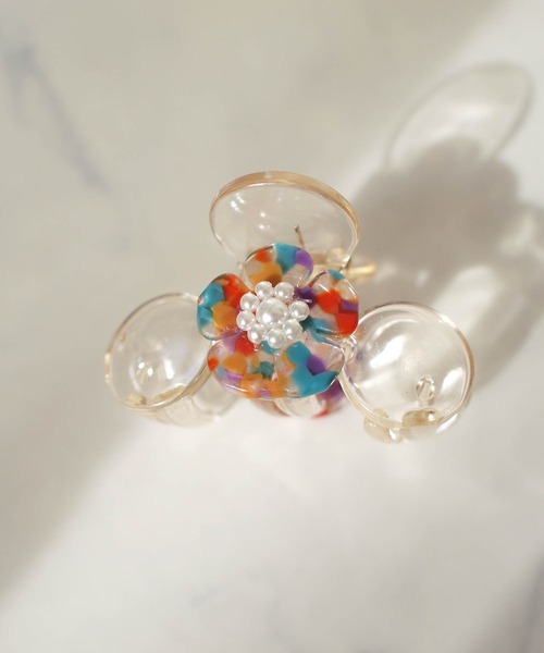 lala Born(ララボーン)の「フラワークリアクリップ(バレッタ/ヘアクリップ・レディース・A/B・FREE)」の2枚目の写真