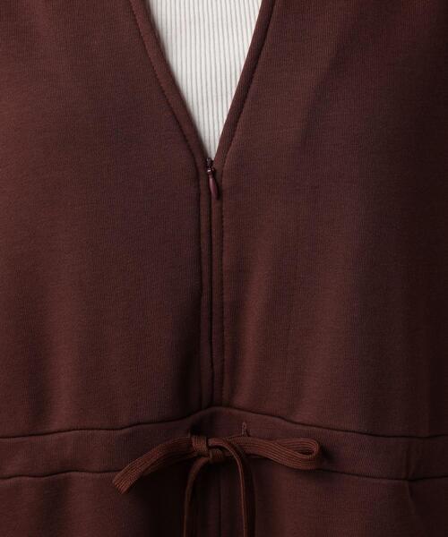 FEELING MADE（フィーリングメイド）の「FEELING MADE エアリースウェット Vネック サロペット（サロペット/オーバーオール・レディース・ダークブラウン/ブラック・SMALL/MEDIUM/LARGE）」の12枚目の写真