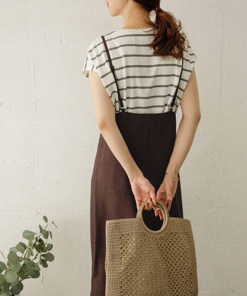 URBAN RESEARCH DOORS(アーバンリサーチドアーズ)の「トラペーズキャミソールワンピース(ワンピース・レディース・ブラウン/カーキ/ブラック・ONE)」の22枚目の写真