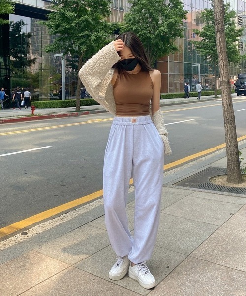 chuu（チュー）の「CHUU ウエストバンディングジョガーパンツ（スウェットパンツ・レディース・スカイブルー/ピンク/霜降りグレー・FREE）」の13枚目の写真