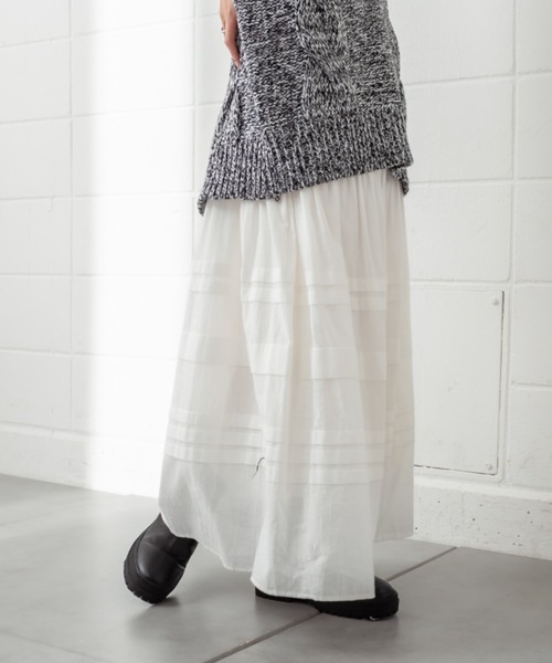 mystic（ミスティック）の「ランダムタックロングスカート（スカート・レディース・ブラック/オフホワイト・FREE）」の3枚目の写真