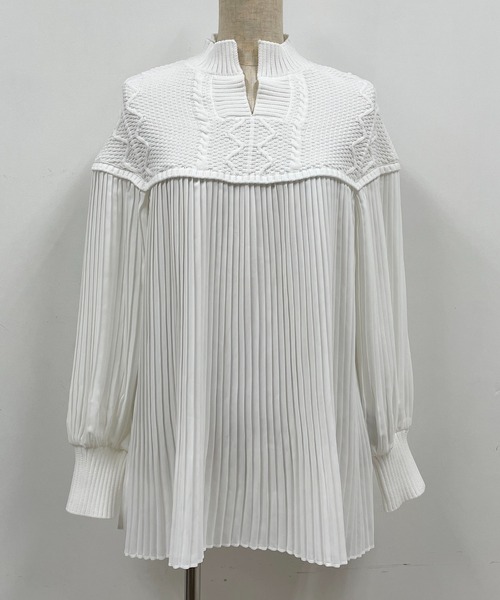 【セール】ケーブルニット切替プリーツプルオーバー（その他トップス）｜PICCIN（ピッチン）