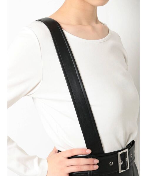 EVRIS(エヴリス)の「アシメレザーライクミディスカート(スカート・レディース・アイボリー/ブラック・SMALL/MEDIUM)」の13枚目の写真