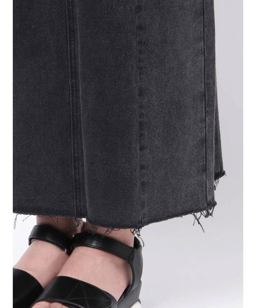 EMODA（エモダ）の「スイッチングデニムマキシスカート（デニムスカート・レディース・ブラック/ブルー・MEDIUM/SMALL）」の17枚目の写真