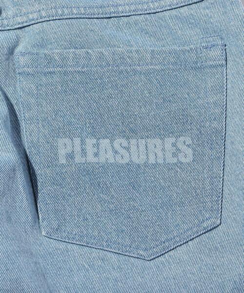 PLEASURES（プレジャー）の「＜PLEASURES＞ WALK ON ME DNM/パンツ（デニムパンツ・メンズ・ライトブルー・32inch/28inch/30inch）」の11枚目の写真