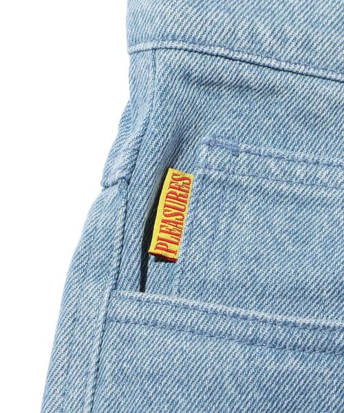 PLEASURES（プレジャー）の「＜PLEASURES＞ WALK ON ME DNM/パンツ（デニムパンツ・メンズ・ライトブルー・32inch/28inch/30inch）」の12枚目の写真