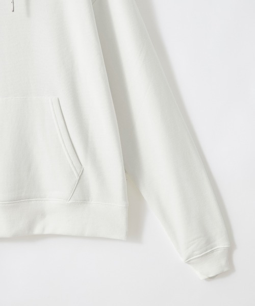 Kappa（カッパ）の「Kappa / カッパ 別注 ロゴ刺繍 ビッグシルエット 裏毛プルオーバーパーカー（パーカー・メンズ・杢グレー/ホワイト/ライトオリーブ/ブラック・FREE）」の8枚目の写真