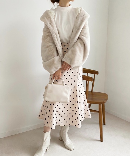 one after another NICE CLAUP（ワンアフターアナザーナイスクラップ）の「チューブハンドルスクエアミニバッグ（ショルダーバッグ・レディース・ダークブラウン/アイボリー/ピンク・FREE）」の5枚目の写真